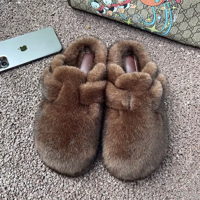 Women Faux Fur Mules Slippers Winter Warm Plush Slippers Woman Closed Toe Outdoor Non-slip Clogs Comfortable Fluffy Home Shoes