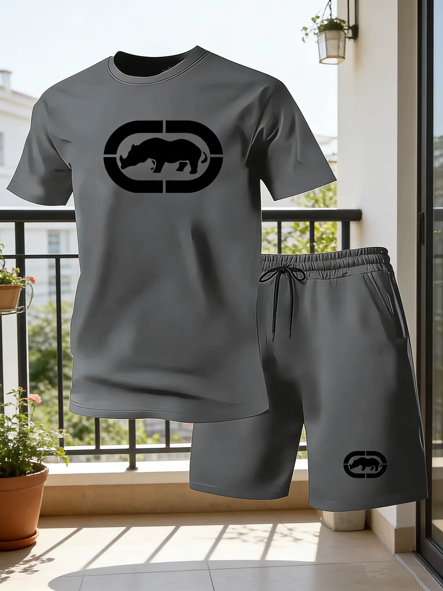 Men's Summer Breathable Sportswear Round Neck Short Sleeved Five Quarter Shorts Lightweight and Comfortable Sports Style Set