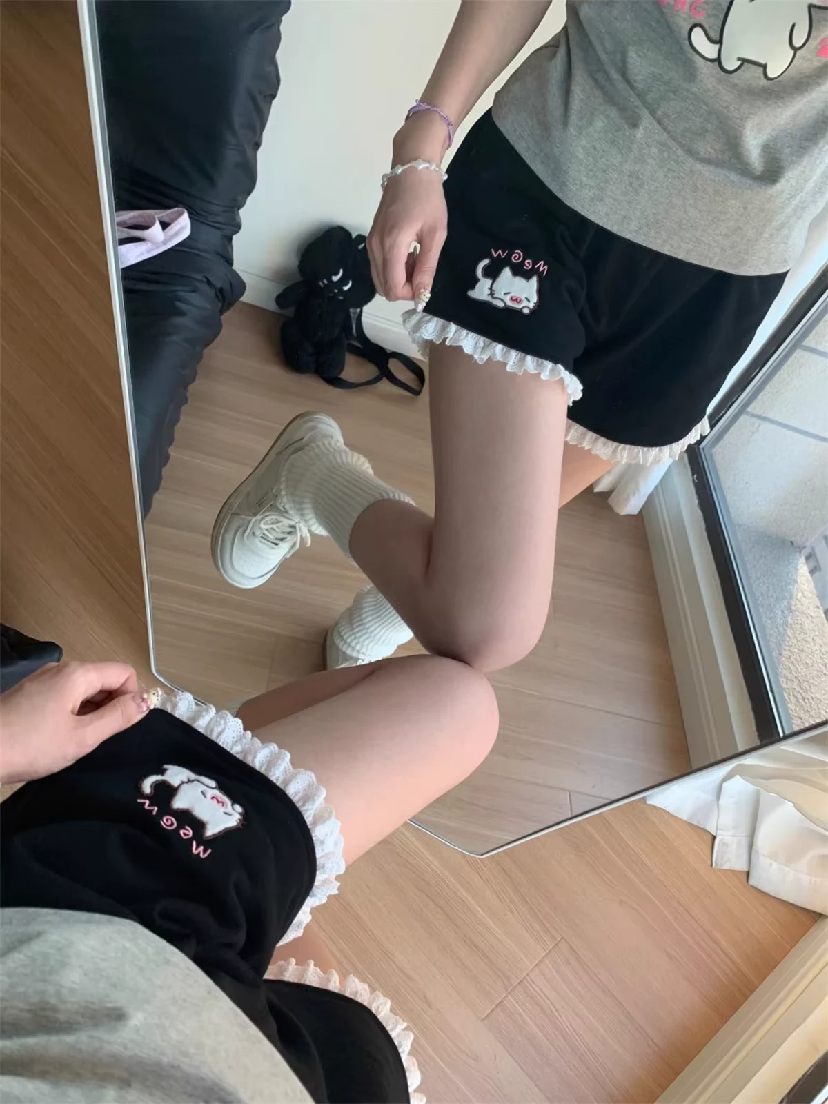 2026 Women Summer Japanese Cat Embroidery Elastic Waist Short Pants Y2k Aesthetic Casual Trousers Lace Patchwork Wide Leg Shorts