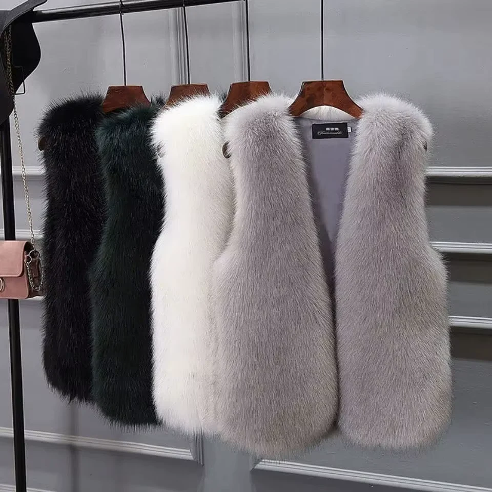 Women's Faux Fox Fur Vest – Quilted Winter Gilet